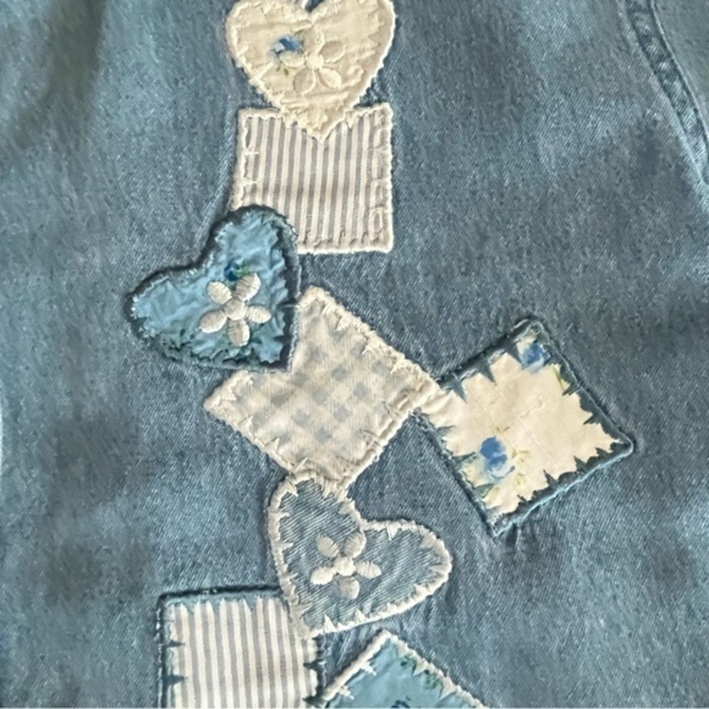 Vintage Blue Denim Shirt Women M Embroidered Applique Patchwork Country Hearts - Picture 6 of 7